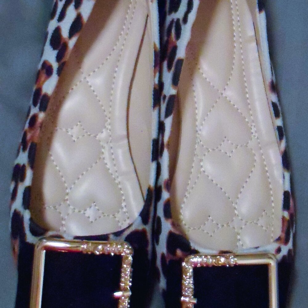 Flat Loafer Shoes Leopard Print Faux-Suede Sz 7 - New